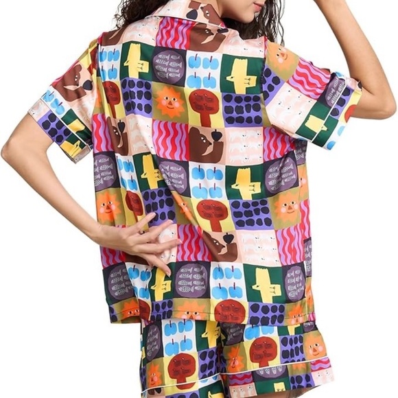 YiNi LuLu Womens Satin Shorts Pajamas Set NWT Size Small - Picture 2 of 9